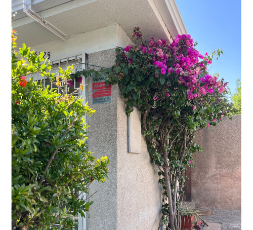 Arriendo Casa 4D en suite Walk-in cl&oacute;set 3B 2E 1B Metro Sim&oacute;n Bolivar - &Ntilde;u&ntilde;oa