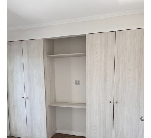 Arriendo Casa 4D en suite Walk-in cl&oacute;set 3B 2E 1B Metro Sim&oacute;n Bolivar - &Ntilde;u&ntilde;oa