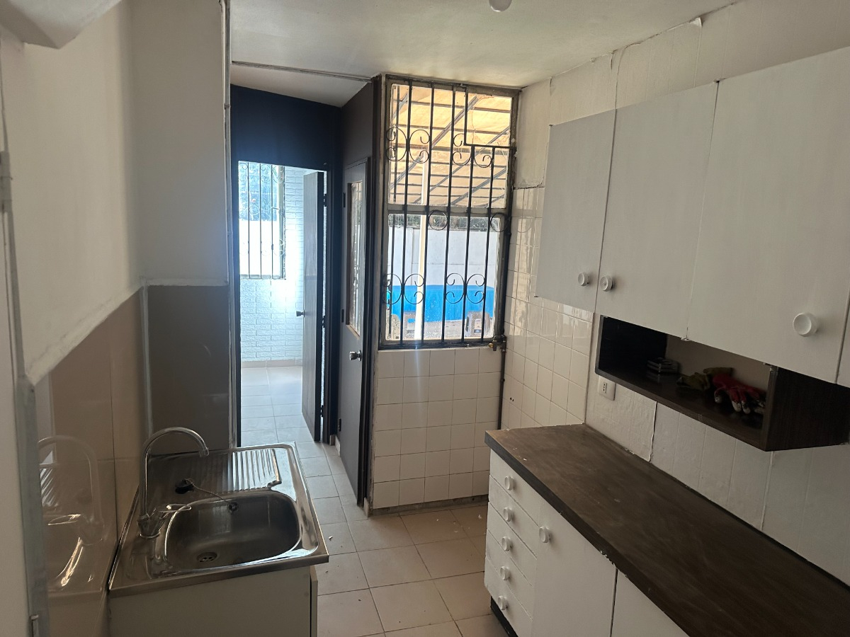 Venta Casa NO 4D Walk-in cl&oacute;set 3B 2E Metro Hernando de Magallanes - Las Condes
