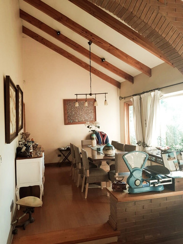 Venta Casa NO 6D en suite Walk-in cl&oacute;set 4B 4E 1B Chicureo - Colina