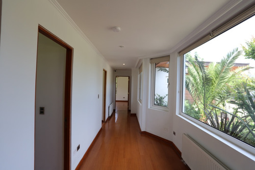 Venta Casa NP 4D en suite Walk-in cl&oacute;set 3B 4E Chicureo - Colina