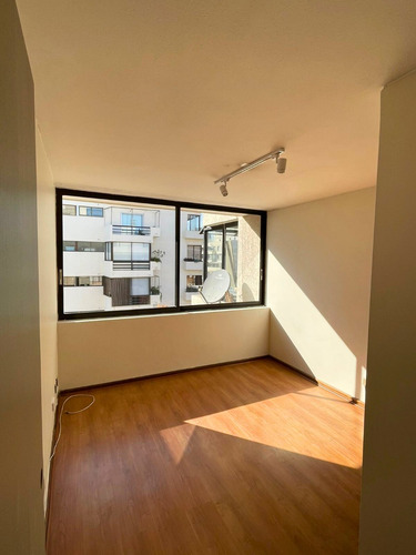 Arriendo Departamento SO 3D en suite 3B 1E 1B Barrio El Golf - Las Condes