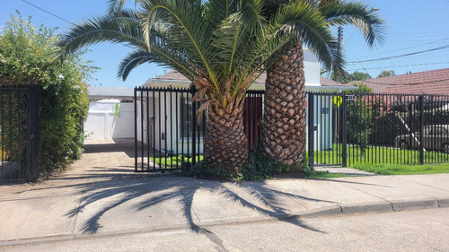 Venta Casa 3D 2B 2E Metro Hernando de Magallanes - Las Condes