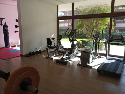 Venta Departamento O 3D en suite Walk-in cl&oacute;set 3B 2E 2B Estadio Croata - Vitacura