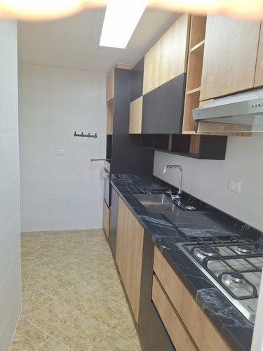 Arriendo Departamento SO 3D 2B 1E 1B Metro Bilbao - Providencia