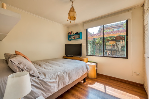 Venta Casa NO 5D en suite 4B 2E Los Dominicos - Las Condes