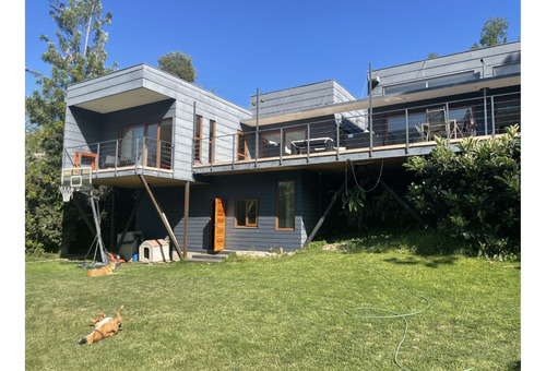 Venta Casa SO 5D en suite Walk-in cl&oacute;set 5B 4E 1B El Array&aacute;n - Lo Barnechea