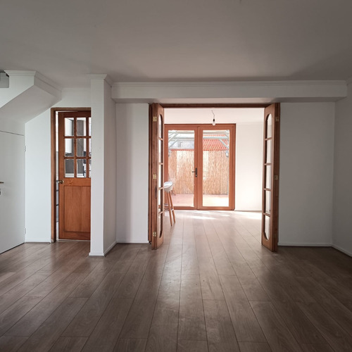 Arriendo Casa 5D 4B 1E Carlos Ossand&oacute;n - La Reina