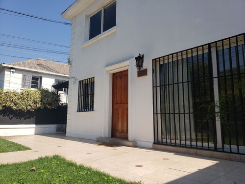 Arriendo Casa NOSP 3D 2B 2E Metro Escuela Militar - Las Condes