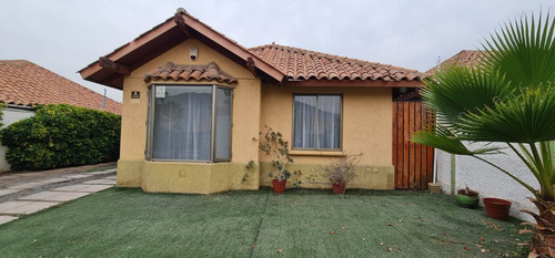Venta Casa O 3D en suite 2B 2E 1B Chicureo - Colina