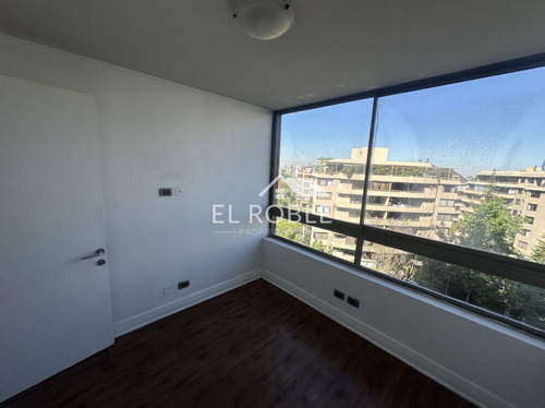 Arriendo Departamento SP 2D en suite 2B 1E 1B Metro Manquehue - Apumanque - Las Condes