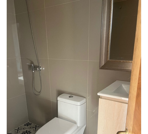 Venta Casa NO 4D en suite 3B 2E 1B Juan XXIII - Vitacura