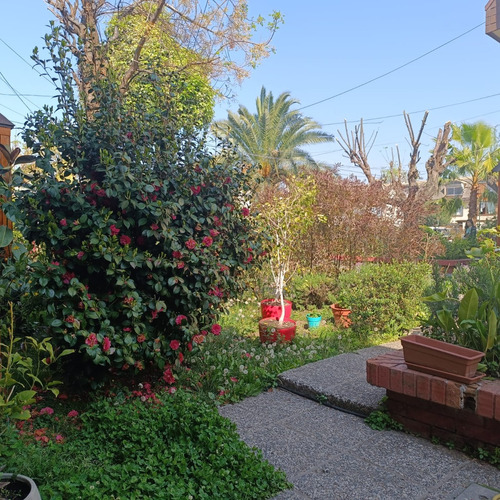 Arriendo Casa 5D 4B 1E Carlos Ossand&oacute;n - La Reina