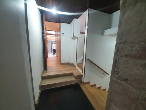 Venta Casa NOSP 5D en suite 4B 2E 1B Los Dominicos - Las Condes