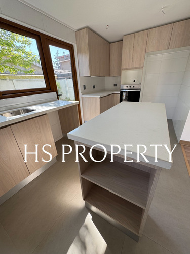 Venta Casa SO 3D en suite Walk-in cl&oacute;set 3B 2E Rotonda Atenas - Las Condes