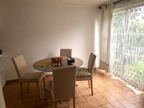 Venta Casa 4D en suite 3B 3E Los Dominicos - Las Condes