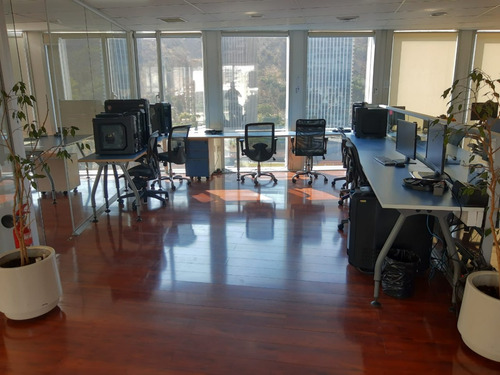 Arriendo Oficina NO 3B 3E 1B Pedro de Valdivia - Providencia