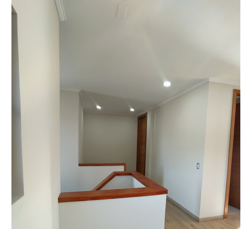 Arriendo Casa NO 4D en suite Walk-in cl&oacute;set 5B 4E 1B Chicureo - Colina