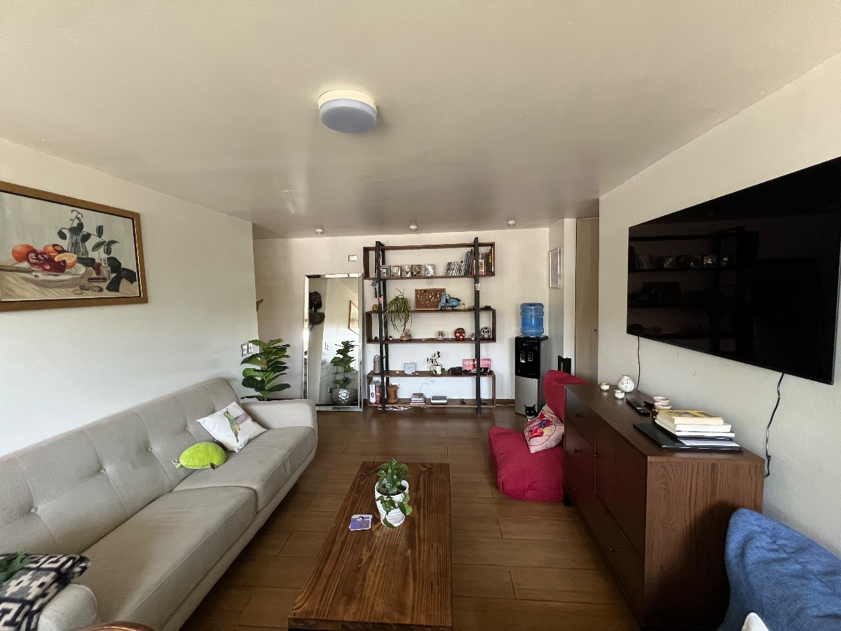 Venta Departamento O 4D 3B 1E Barrio Italia - Providencia