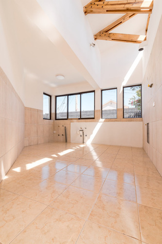 Venta Casa NP 4D 3B 4E Rotonda Atenas - Las Condes