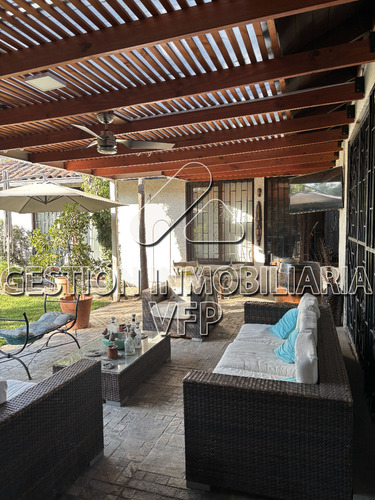 Venta Casa NO 5D en suite Walk-in cl&oacute;set 4B 4E 1B La Reina Alta - La Reina