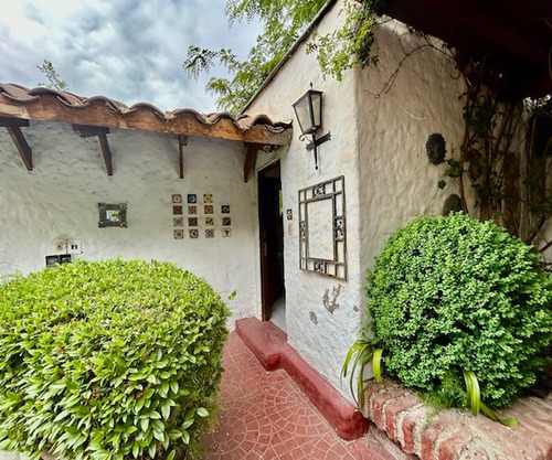 Venta Casa NO 5D en suite Walk-in cl&oacute;set 7B 6E 3B El Array&aacute;n - Lo Barnechea