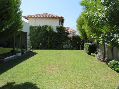 Venta Casa NO 3D en suite Walk-in cl&oacute;set 3B 3E Chicureo - Colina