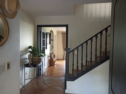 Venta Casa 5D en suite Walk-in cl&oacute;set 4B 4E 1B El Huinganal - Lo Barnechea