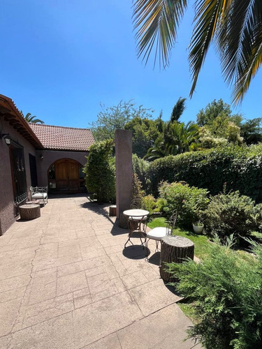 Venta Casa NO 5D en suite Walk-in cl&oacute;set 5B 6E 2B Carlos Ossand&oacute;n - La Reina