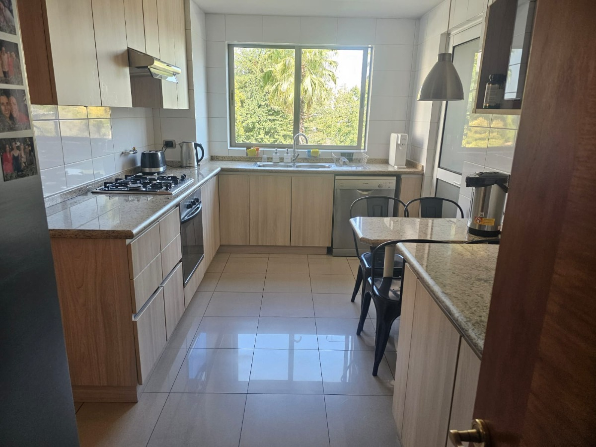 Arriendo Departamento O 4D en suite Walk-in cl&oacute;set 4B 3E 1Bd La Dehesa - Lo Barnechea