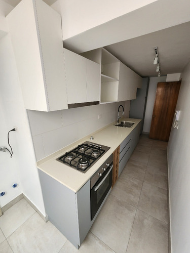 Arriendo Departamento NO 3D en suite Walk-in cl&oacute;set 3B 1E 1B Metro Manquehue - Apumanque - Las Condes