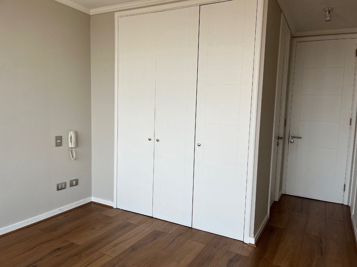 Venta Departamento O 2D en suite 2B 1E 1Bd Metro Monse&ntilde;or Eyzaguirre - &Ntilde;u&ntilde;oa