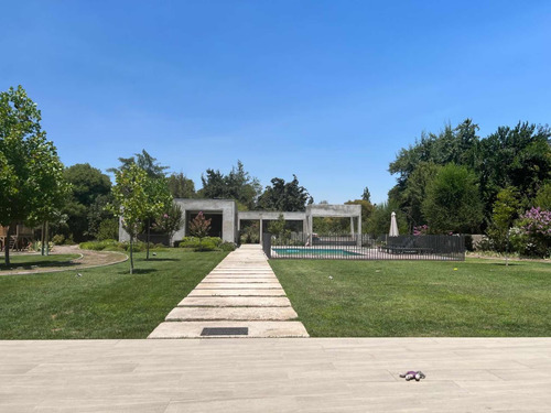 Arriendo Casa 5D 6B 6E 1B Chicureo - Colina