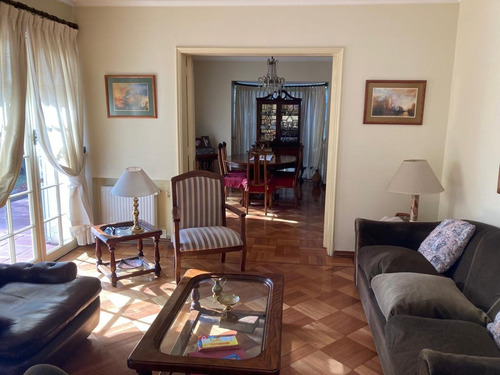 Venta Casa NP 4D 3B 8E 1B Metro Pr&iacute;ncipe de Gales - Country Club - La Reina