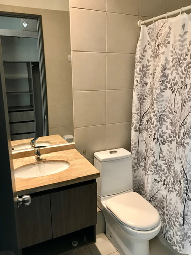 Arriendo Departamento N 2D en suite Walk-in cl&oacute;set 2B 1E 1B Plaza Ega&ntilde;a - &Ntilde;u&ntilde;oa