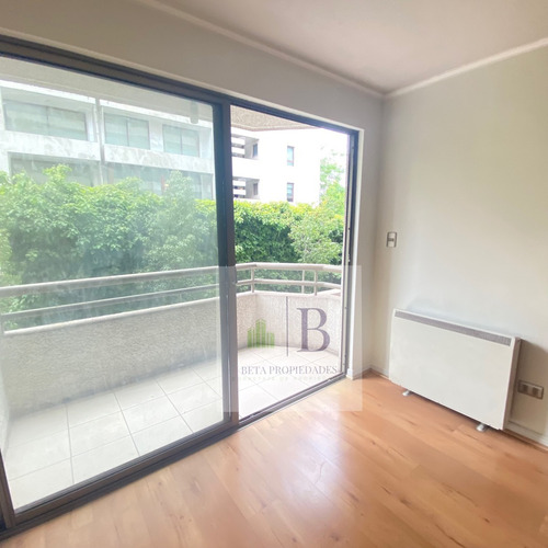Venta Departamento N 1D en suite Walk-in cl&oacute;set 1B 1E 1B Campus Oriente - Providencia