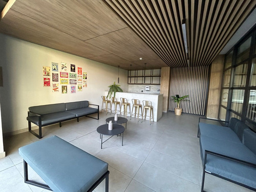 Arriendo Departamento SO 2D en suite 2B 1E 1B Plaza Italia - Providencia