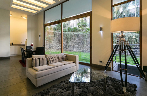 Venta Departamento O 1D en suite 1B 1E 1B Barrio El Golf - Las Condes