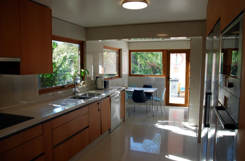 Venta Casa NOSP 5D en suite Walk-in cl&oacute;set 3B 10E 1B El Array&aacute;n - Lo Barnechea