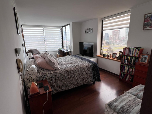 Venta Departamento SO 4D 3B 1E 1B Metro Escuela Militar - Las Condes
