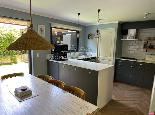 Venta Casa N 4D en suite Walk-in cl&oacute;set 3B 2E 2B La Llaver&iacute;a - Vitacura