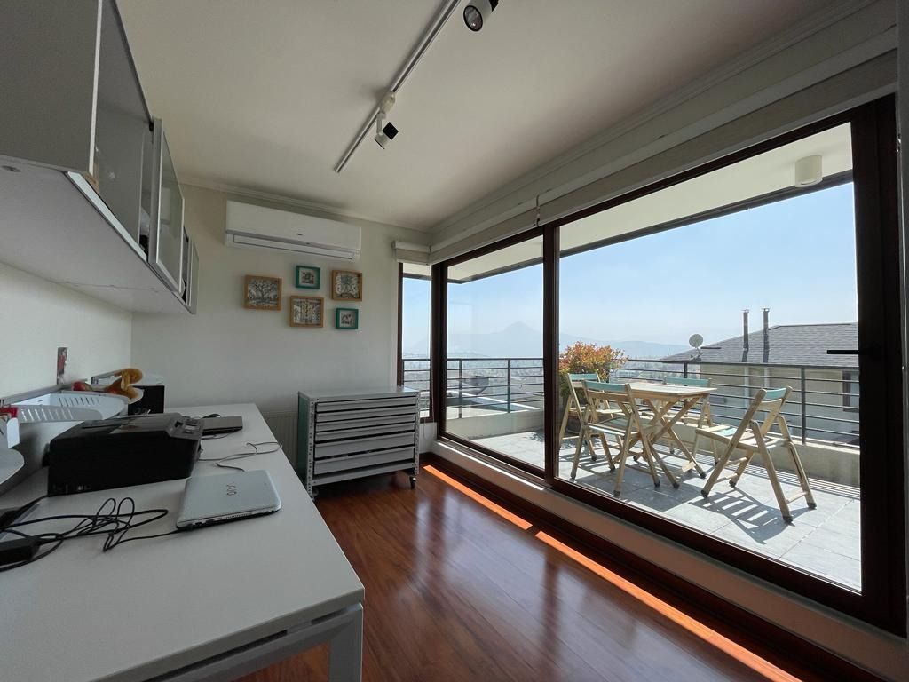 Venta Casa NO 4D en suite Walk-in cl&oacute;set 6B 3E San Carlos de Apoquindo - Las Condes