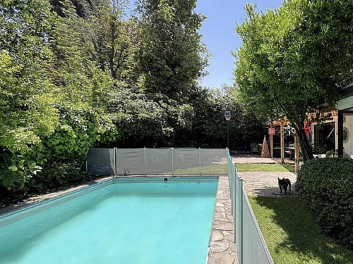 Arriendo Casa 6D 4B 3E 1B Los Dominicos - Las Condes