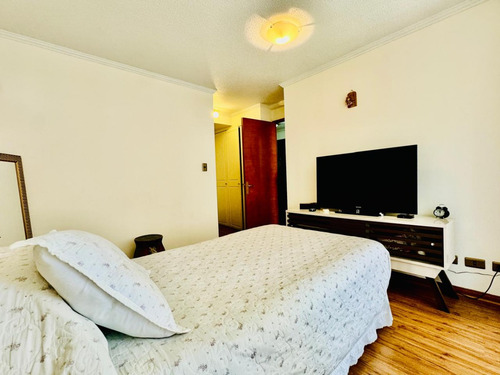 Arriendo Departamento P 2D en suite Walk-in cl&oacute;set 2B 1E 1B Barrio El Golf - Las Condes