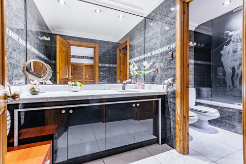 Venta Departamento N 5D en suite Walk-in cl&oacute;set 4B 4E 2B Mall Sport - Las Condes