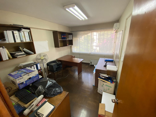 Arriendo Oficina N 7B 5E 2B Pedro de Valdivia - Providencia