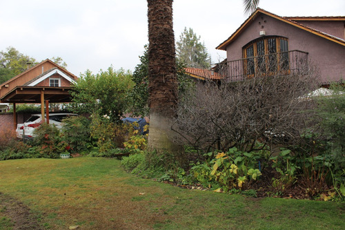 Venta Casa NO 5D en suite Walk-in cl&oacute;set 5B 6E 2B Carlos Ossand&oacute;n - La Reina