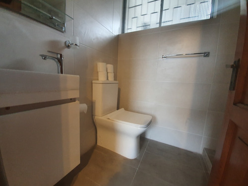 Venta Casa NOSP 5D en suite 3B 2E 1B Los Dominicos - Las Condes