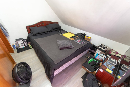 Venta Casa P 4D 2B 2E 1B Col&oacute;n Oriente - Vital Apoquindo - Las Condes