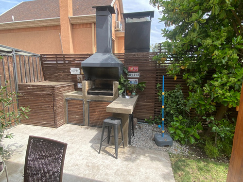 Venta Casa NOSP 4D en suite Walk-in cl&oacute;set 4B 2E 1B San Carlos de Apoquindo - Las Condes